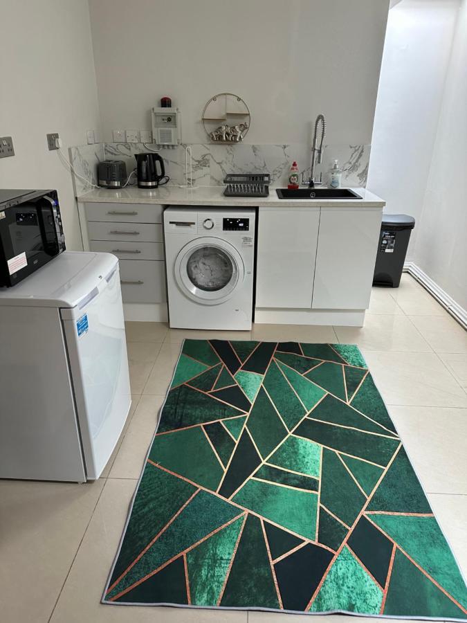 Luxury Studio Apartment Harrow on the Hill Exterior foto