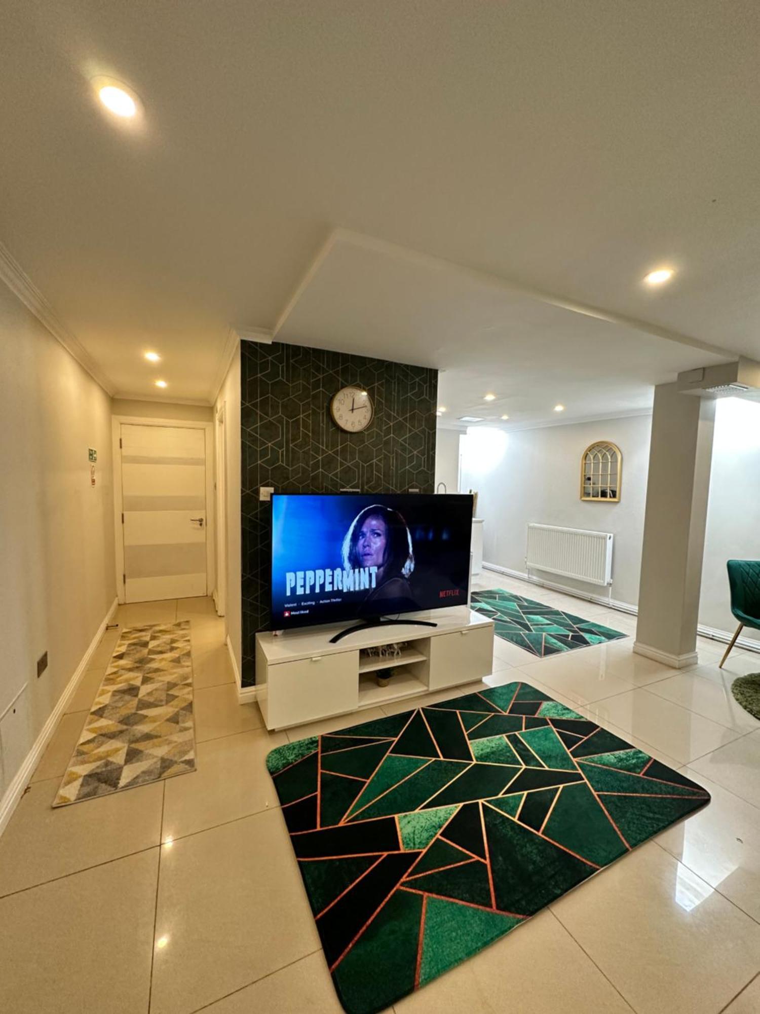 Luxury Studio Apartment Harrow on the Hill Exterior foto
