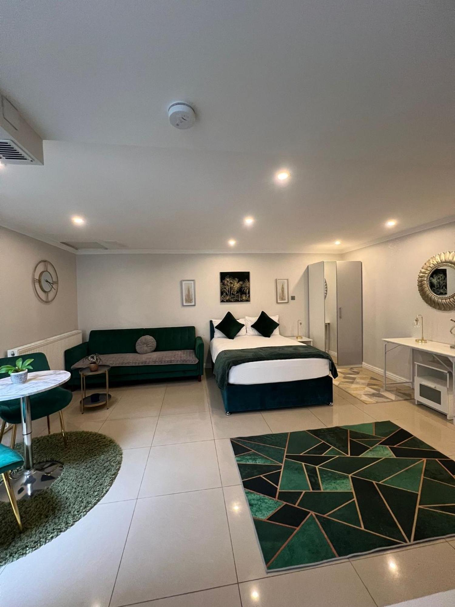 Luxury Studio Apartment Harrow on the Hill Exterior foto